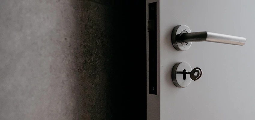 Front Door Handle Repair And Installation in Bostonia, CA