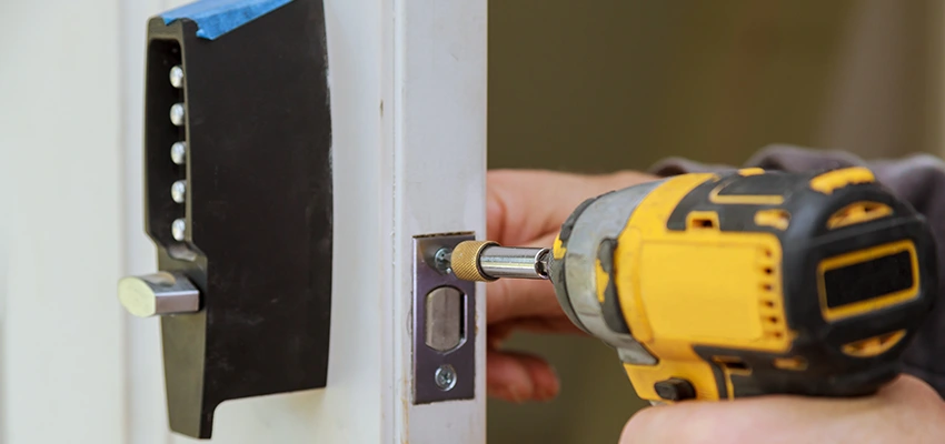 Eviction Locksmith For Key Duplication in Bostonia, California